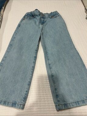 Girls wide leg jeans. Size 5.